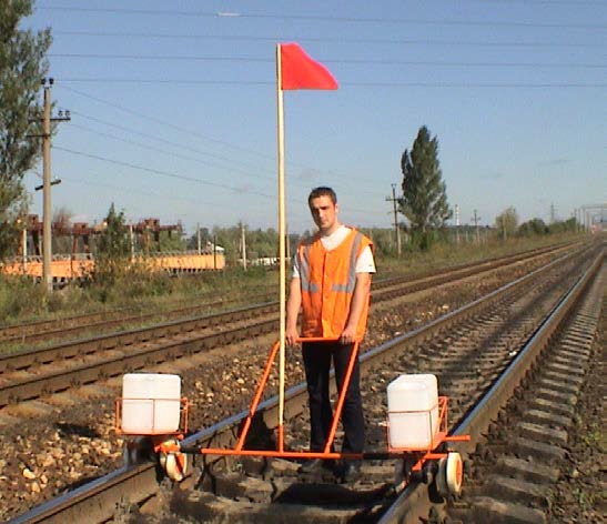 Тележка для смазывания скреплений